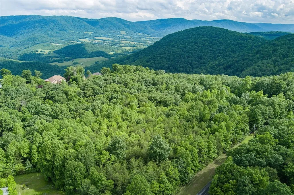 Lot 16 Browns Gap Road Crossville TN 38555