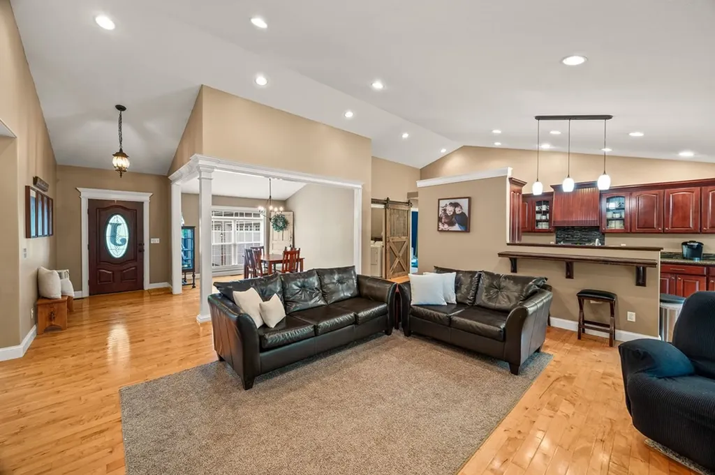 520 E Deer Creek Crossville TN 38571