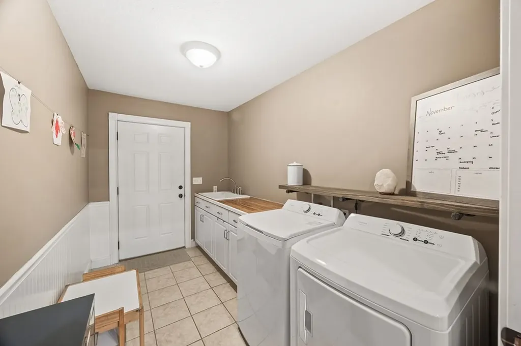 520 E Deer Creek Crossville TN 38571