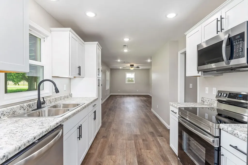 895 Bethel Hollow Road Quebeck TN 38579