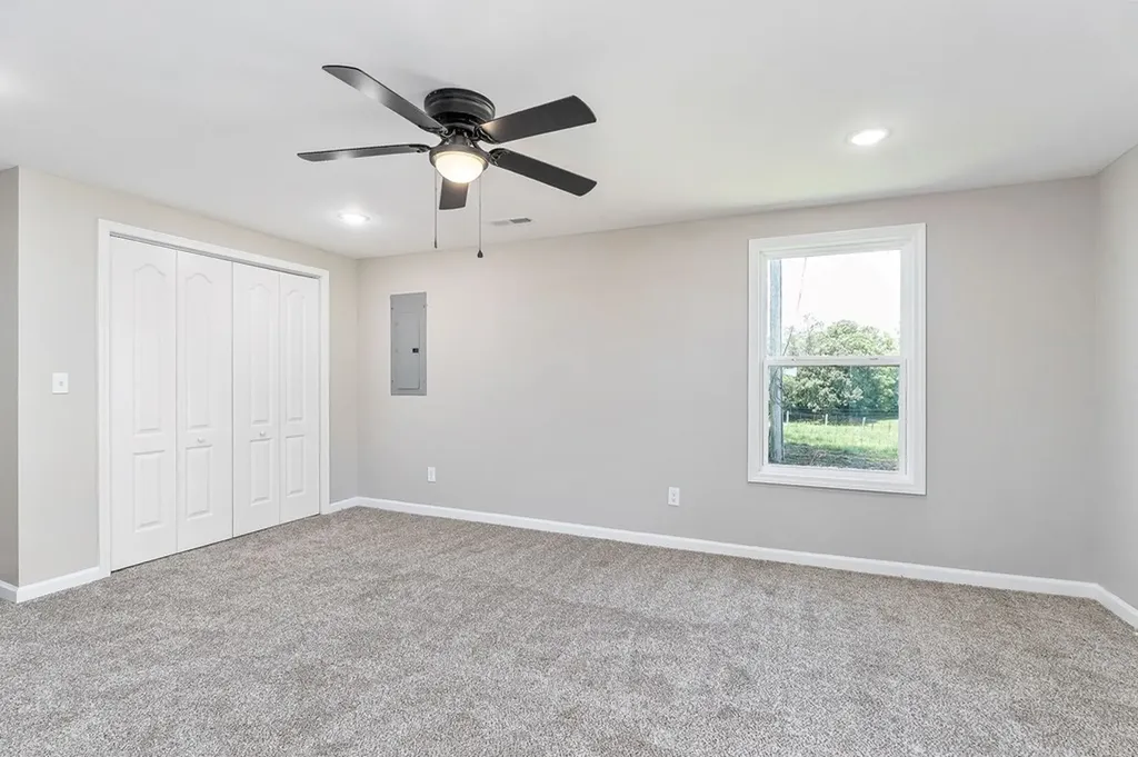 895 Bethel Hollow Road Quebeck TN 38579