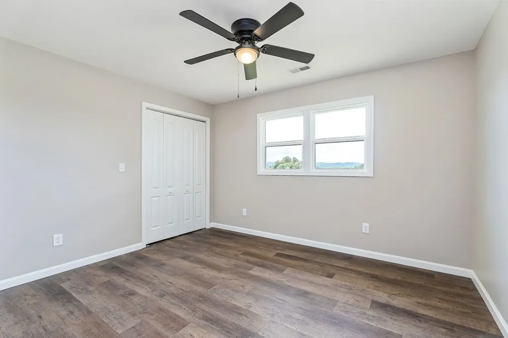 895 Bethel Hollow Road Quebeck TN 38579