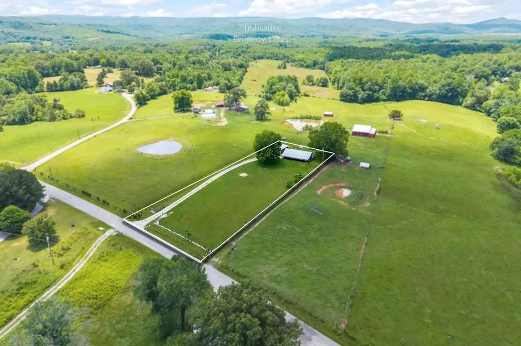 895 Bethel Hollow Road Quebeck TN 38579