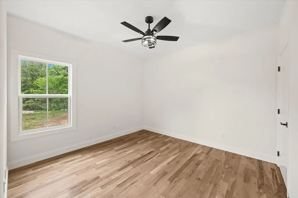 372 E Whitehall Road Cookeville TN 38501