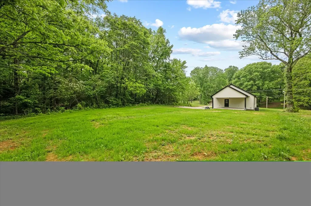 372 E Whitehall Road Cookeville TN 38501