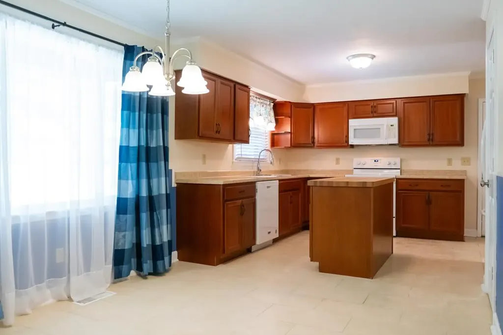 551 Heather Lane Cookeville TN 38506