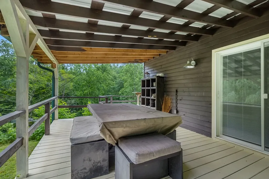 206 Mutt Goolsby Lane Granville TN 38564