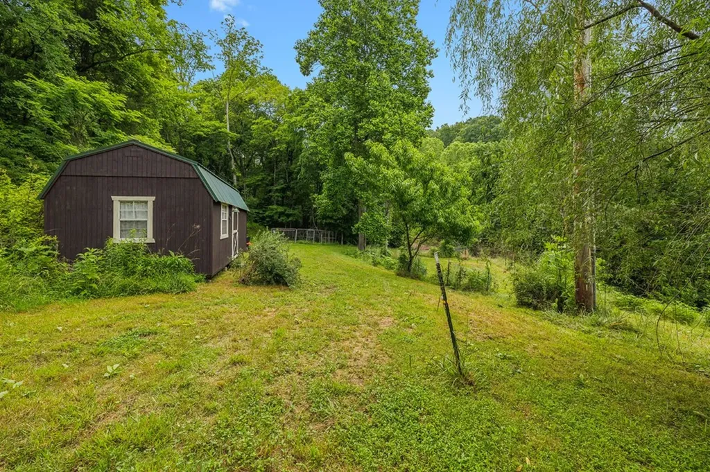 206 Mutt Goolsby Lane Granville TN 38564