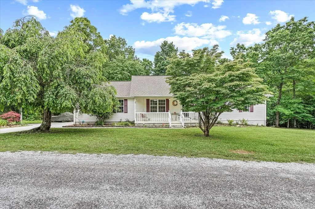 2008 Spruce Loop Crossville TN 38555