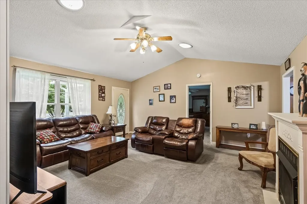 2008 Spruce Loop Crossville TN 38555