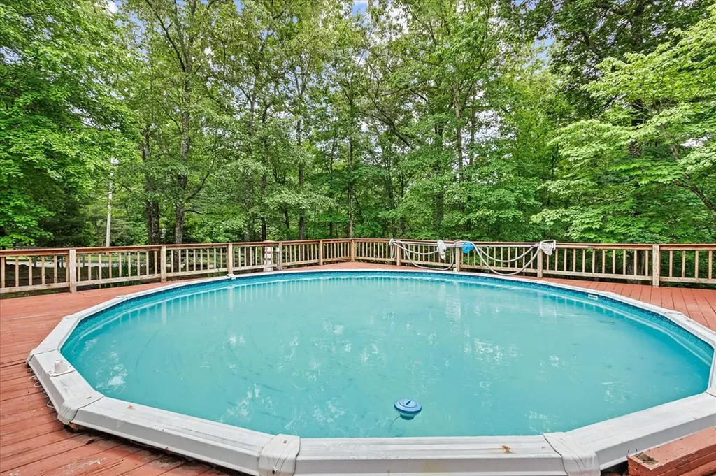 2008 Spruce Loop Crossville TN 38555