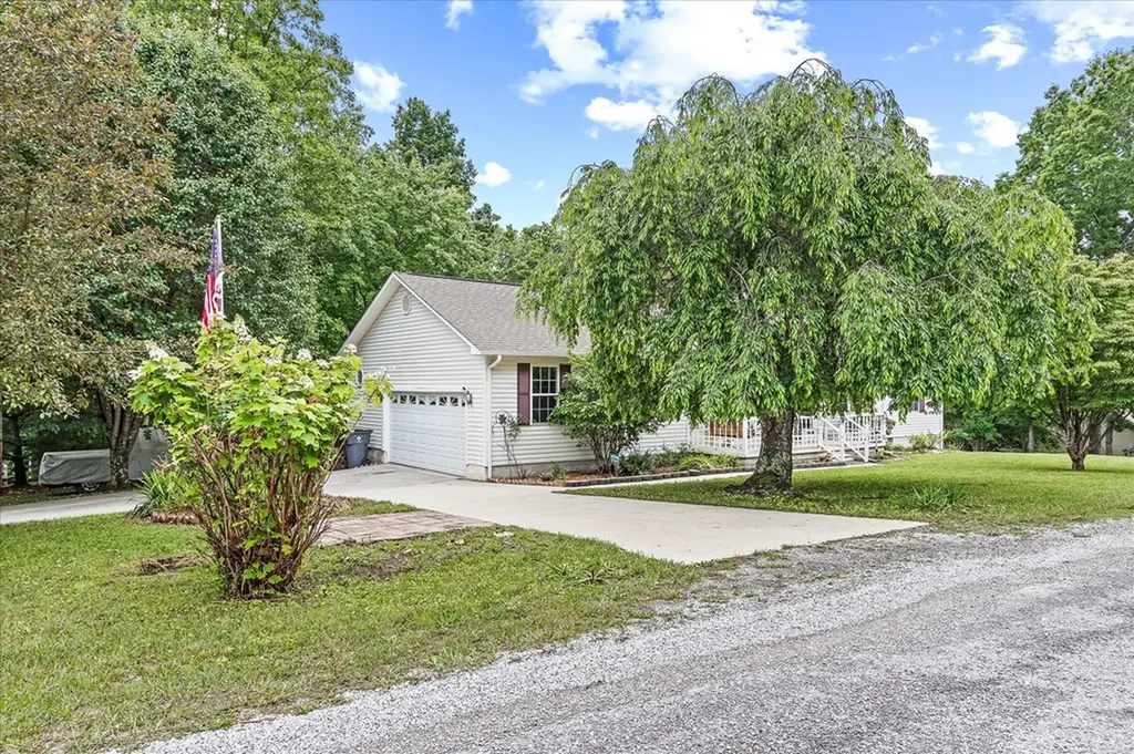 2008 Spruce Loop Crossville TN 38555