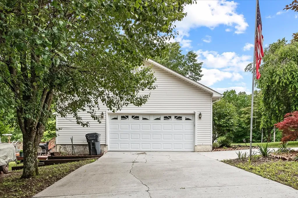 2008 Spruce Loop Crossville TN 38555