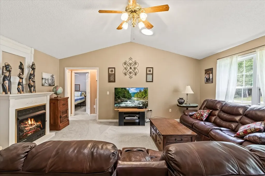 2008 Spruce Loop Crossville TN 38555