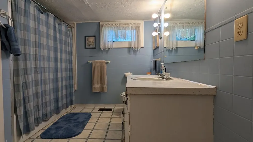 517 S Murray Street Gainesboro TN 38562