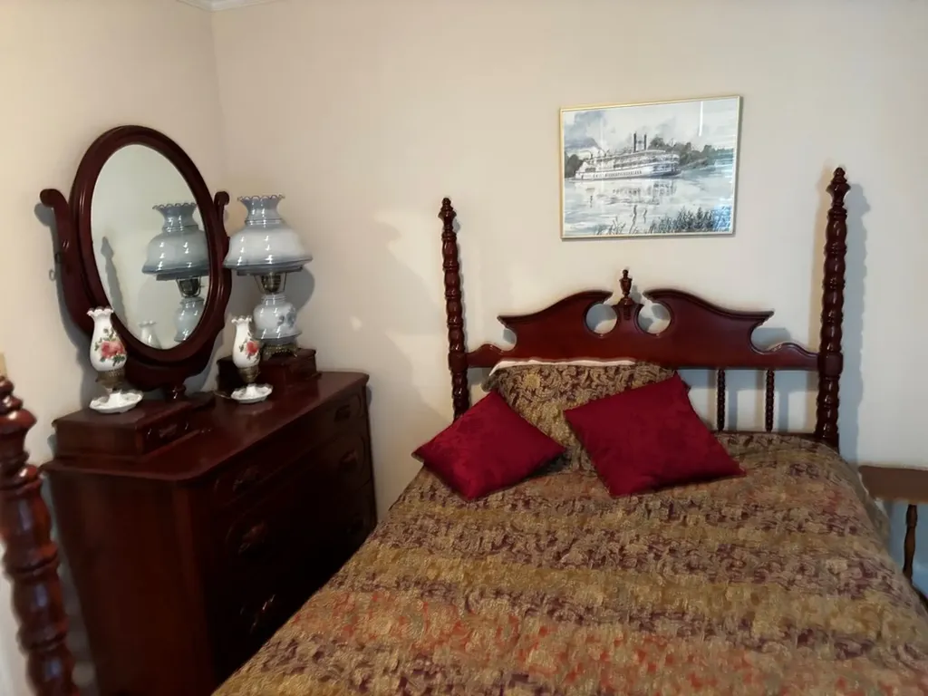 517 S Murray Street Gainesboro TN 38562