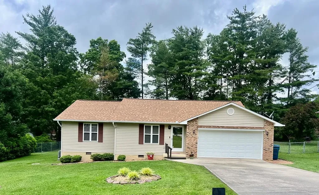 182 Southridge Circle Crossville TN 38555