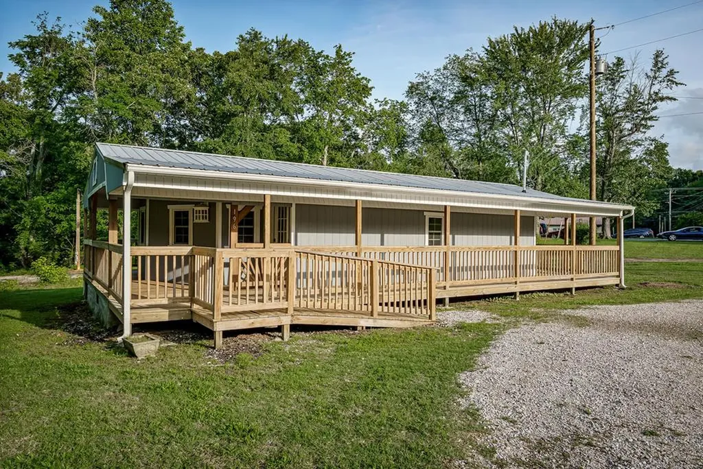 196 Quinland Lake Cookeville TN 38506