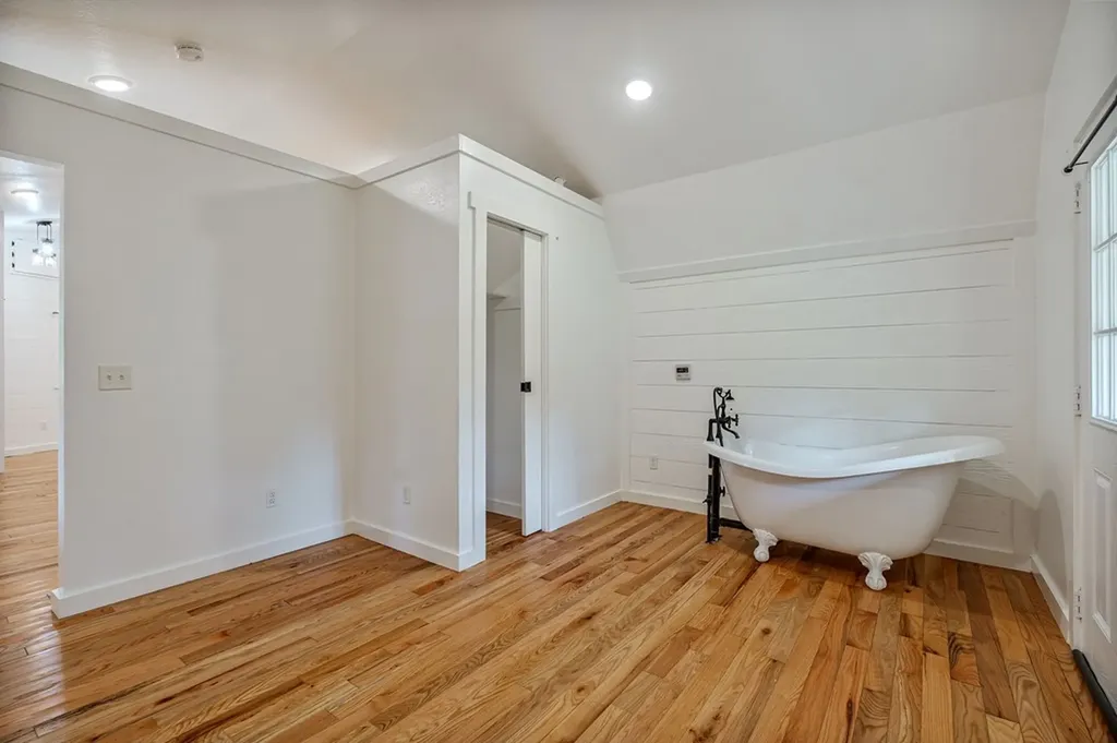 196 Quinland Lake Cookeville TN 38506