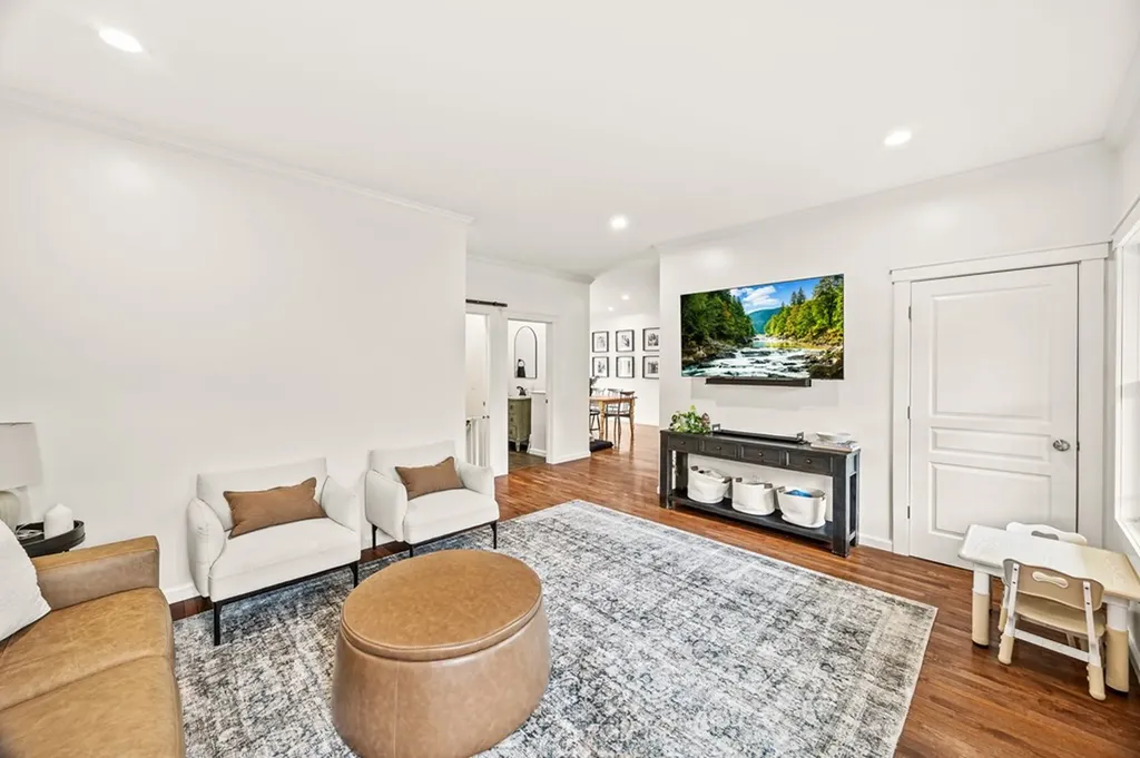 945 Oak Hill Road Rickman TN 38580