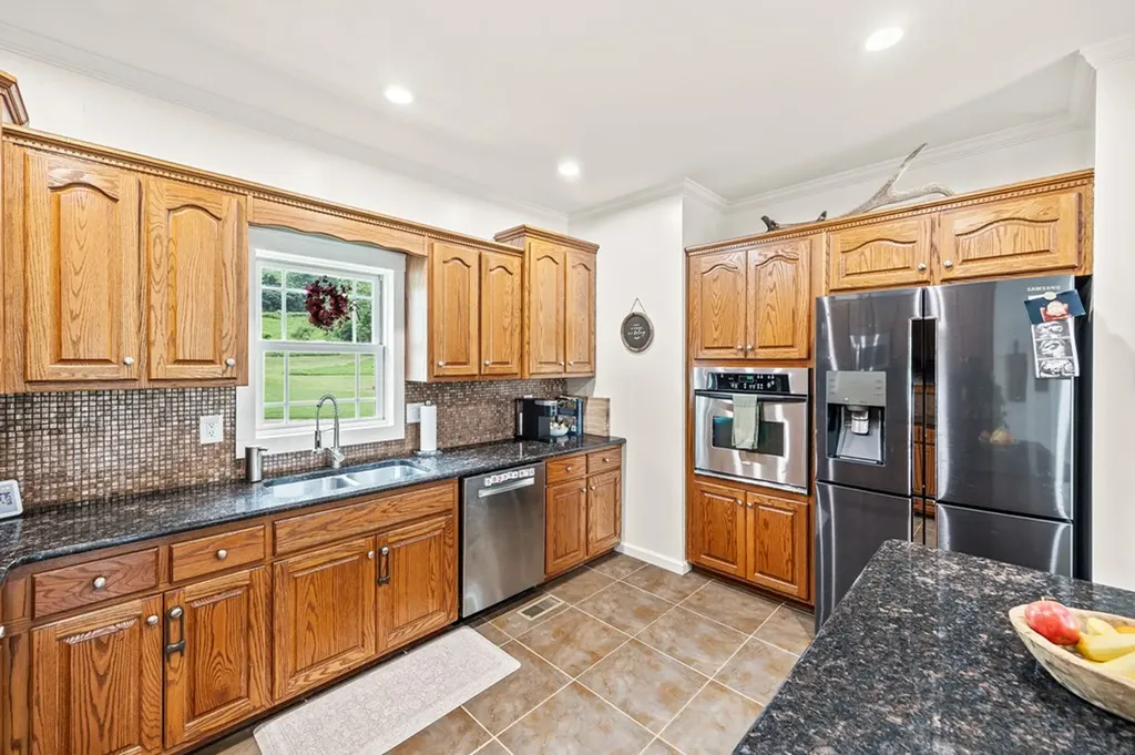 945 Oak Hill Road Rickman TN 38580