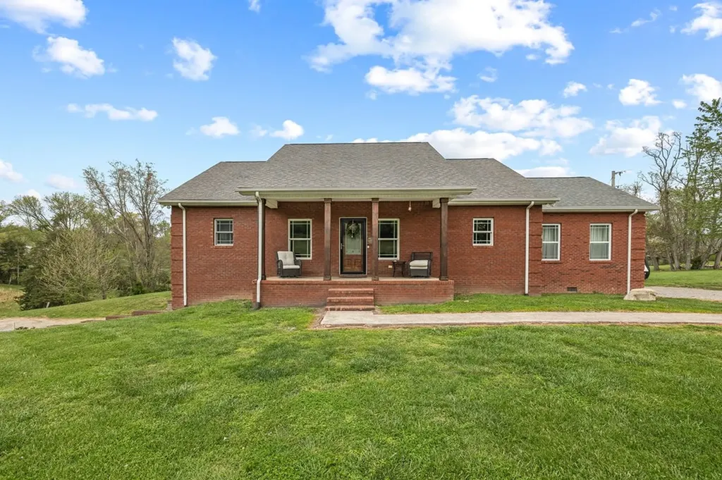 945 Oak Hill Road Rickman TN 38580