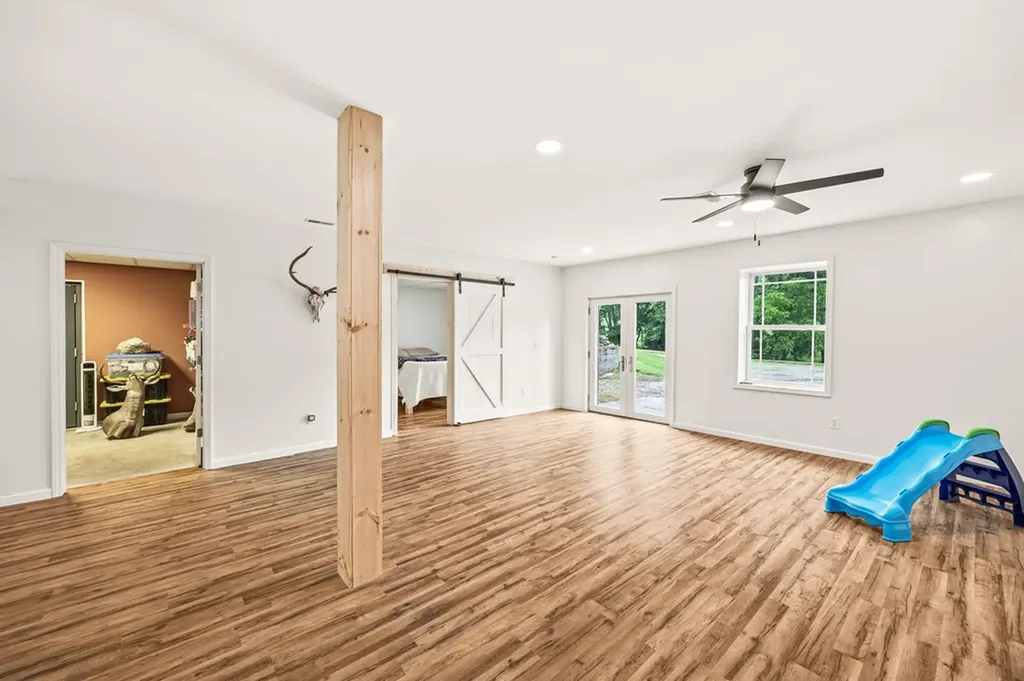 945 Oak Hill Road Rickman TN 38580