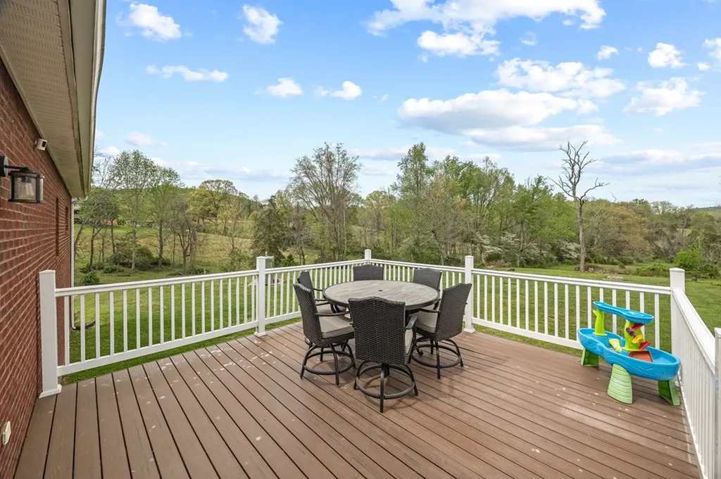 945 Oak Hill Road Rickman TN 38580