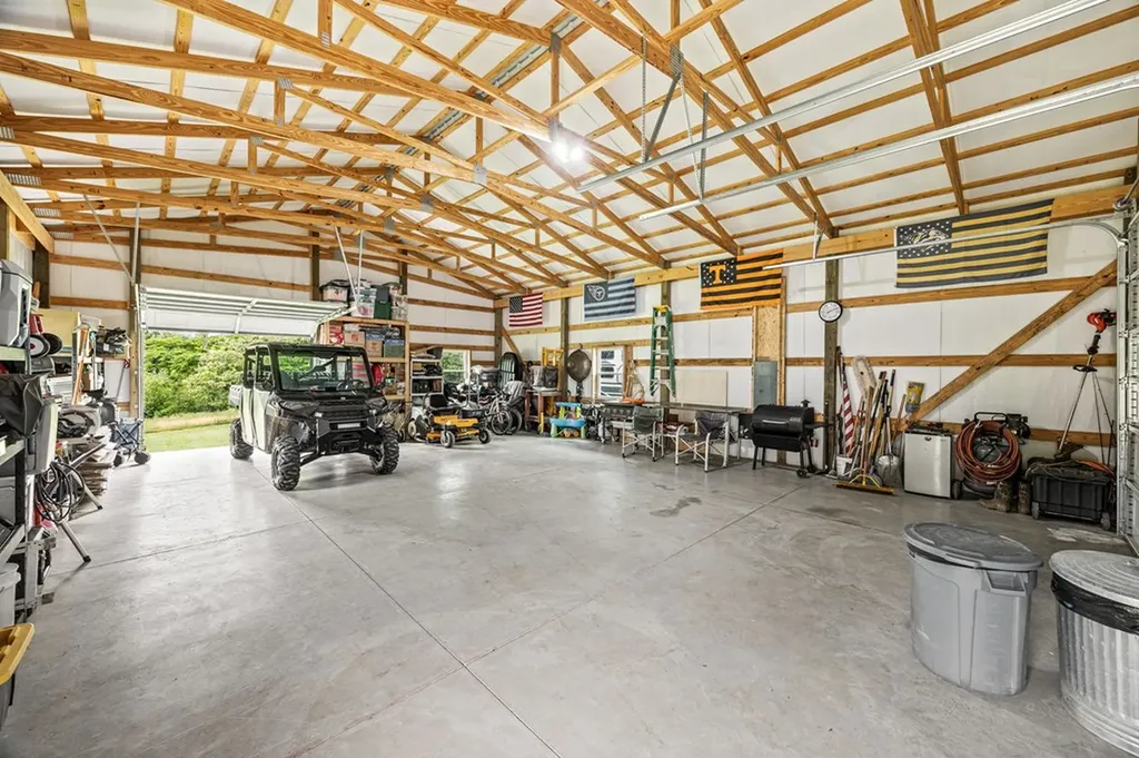 945 Oak Hill Road Rickman TN 38580