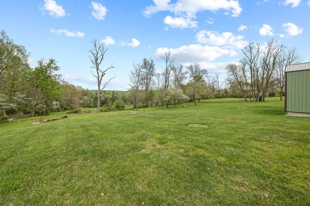 945 Oak Hill Road Rickman TN 38580