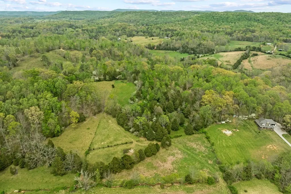 945 Oak Hill Road Rickman TN 38580