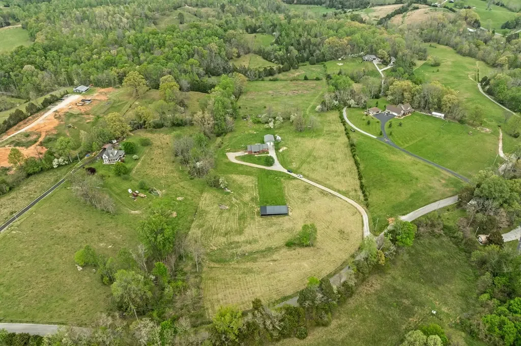 945 Oak Hill Road Rickman TN 38580