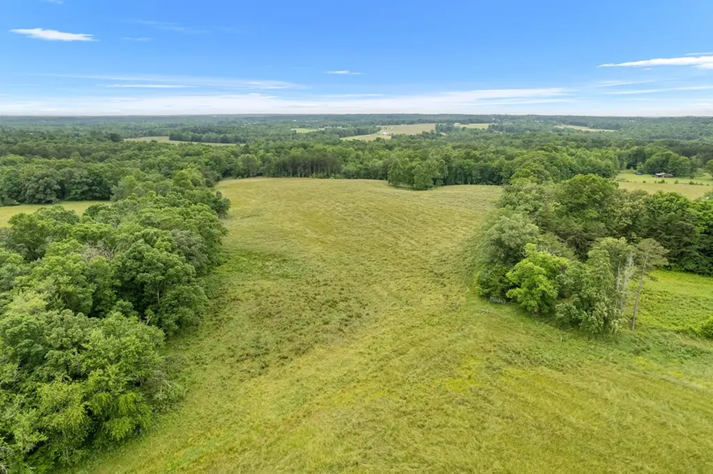 4504 Standing Rock Road Deer Lodge TN 37726