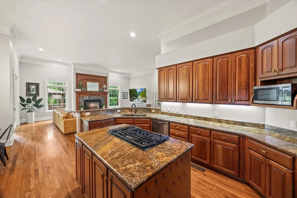 360 Long Hollow Lane Gainesboro TN 38562