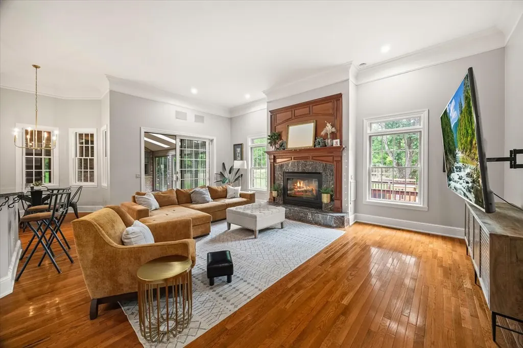 360 Long Hollow Lane Gainesboro TN 38562