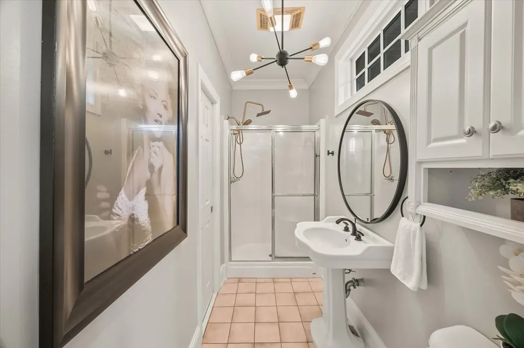 360 Long Hollow Lane Gainesboro TN 38562