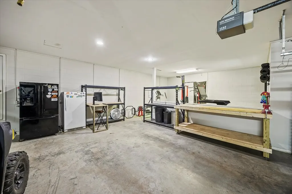 360 Long Hollow Lane Gainesboro TN 38562