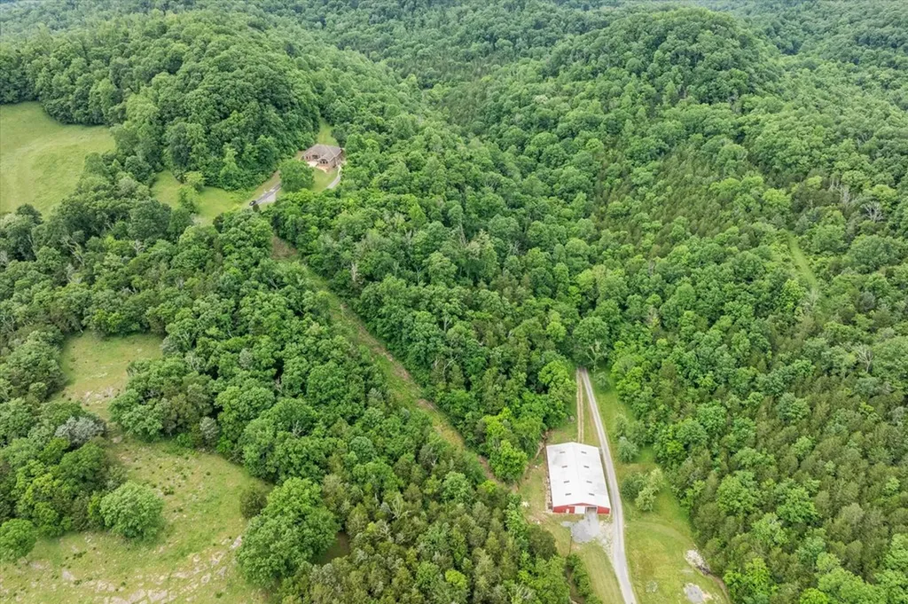 360 Long Hollow Lane Gainesboro TN 38562