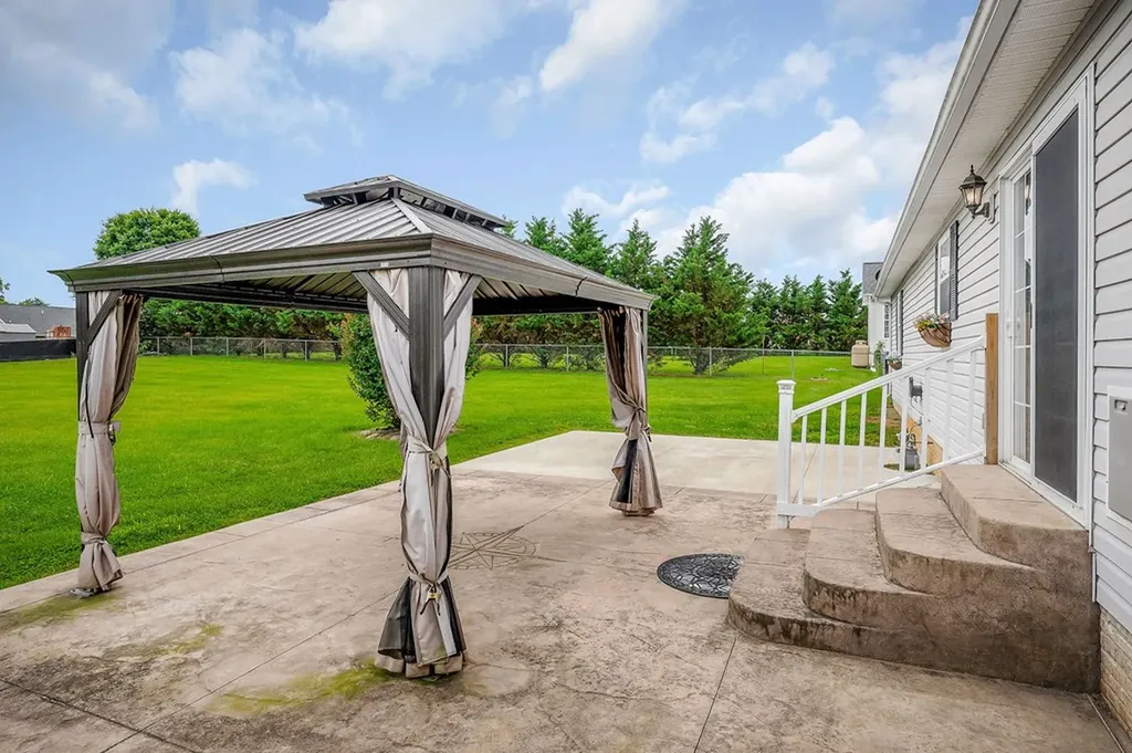 3408 Wj Robinson Road Cookeville TN 38506