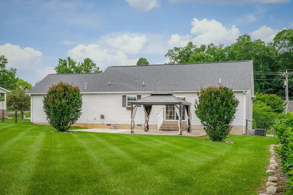 3408 Wj Robinson Road Cookeville TN 38506