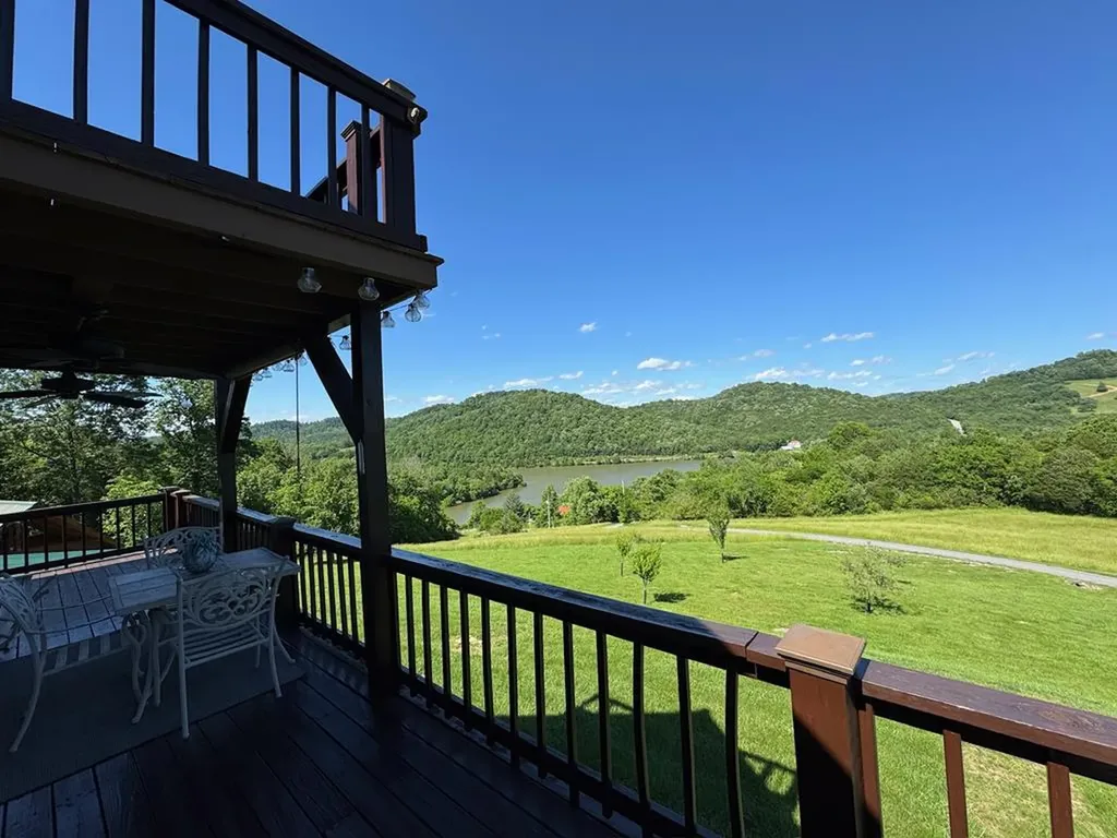 213 Richardson Hollow Lane Gainesboro TN 38562