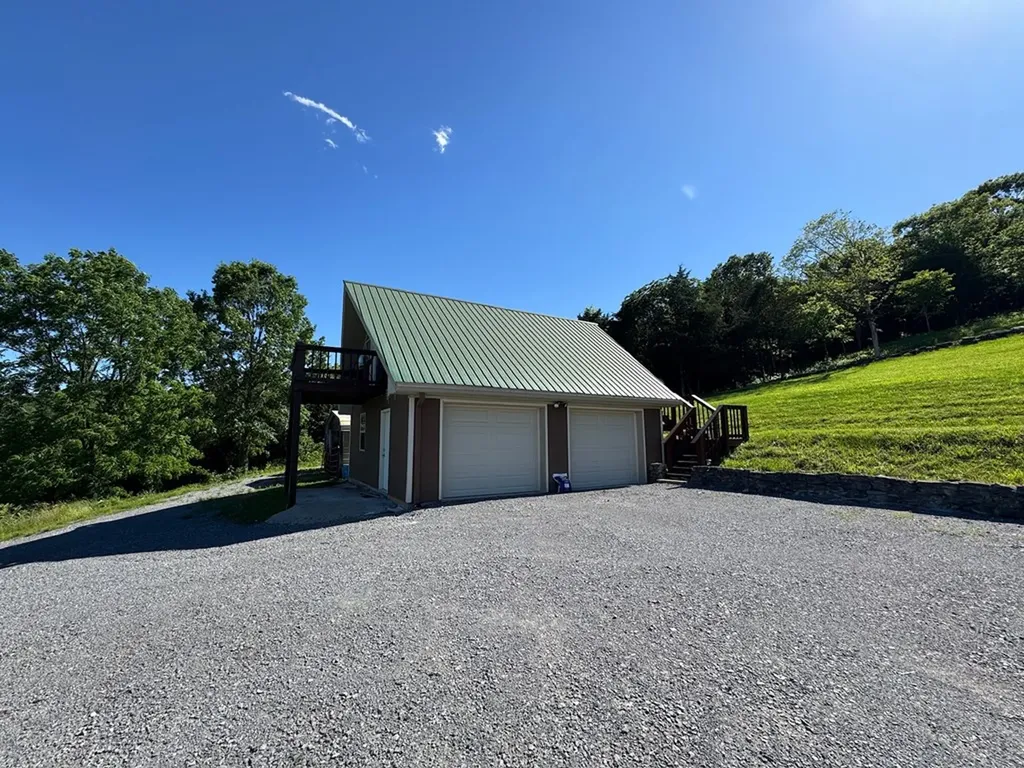213 Richardson Hollow Lane Gainesboro TN 38562