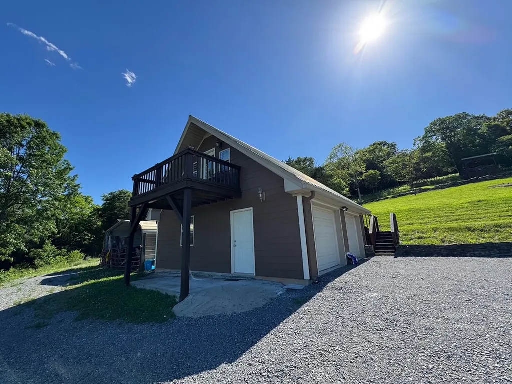 213 Richardson Hollow Lane Gainesboro TN 38562