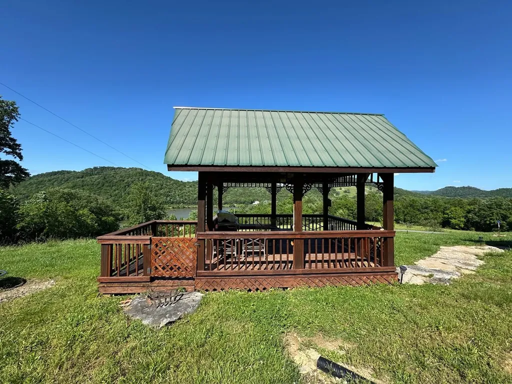 213 Richardson Hollow Lane Gainesboro TN 38562