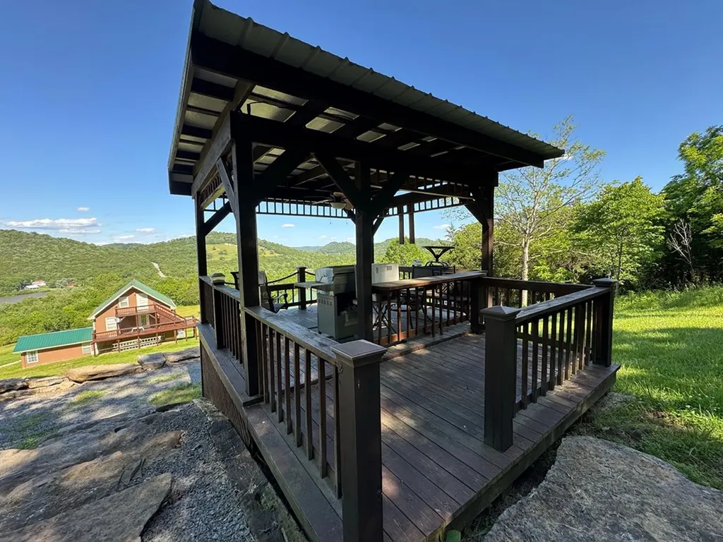 213 Richardson Hollow Lane Gainesboro TN 38562