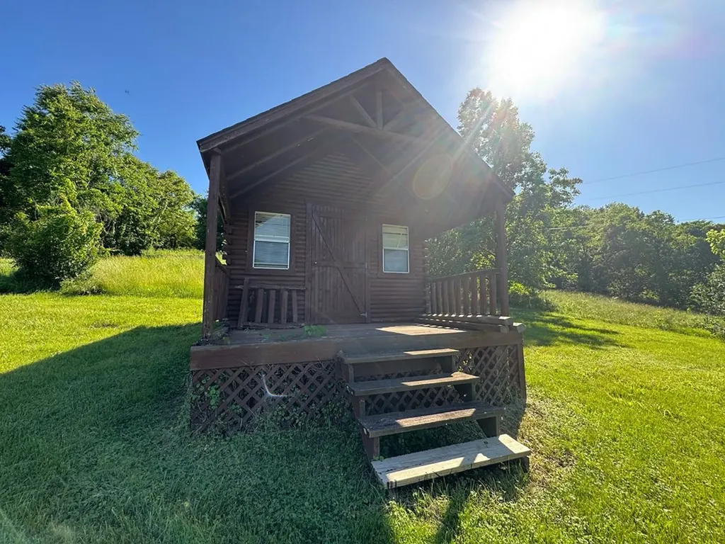 213 Richardson Hollow Lane Gainesboro TN 38562