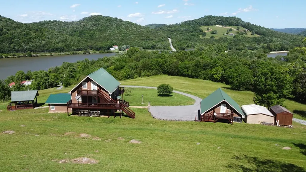 213 Richardson Hollow Lane Gainesboro TN 38562