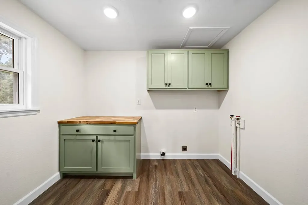 4540 S York Highway Jamestown TN 38556