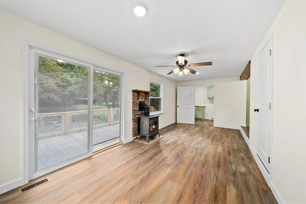 4540 S York Highway Jamestown TN 38556