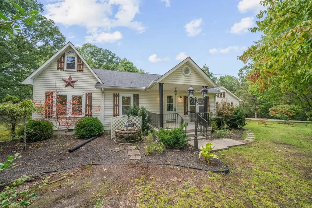 4540 S York Highway Jamestown TN 38556